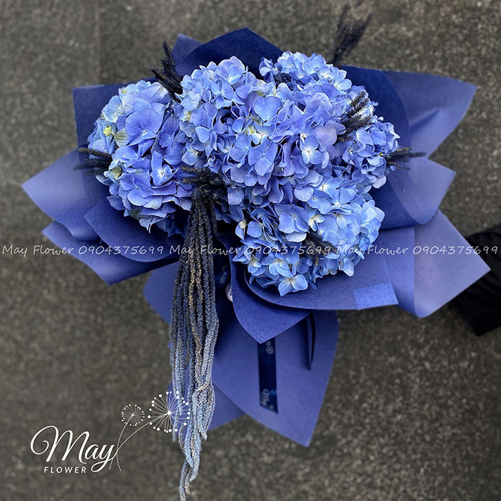 thang-ngay-nhat-nhoa-1